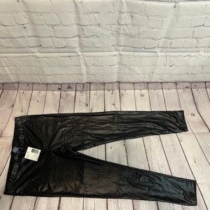 Guess Faux Leather Leggings. Black. L.